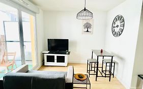 Appartement Avec Place De Parking Et Piscine